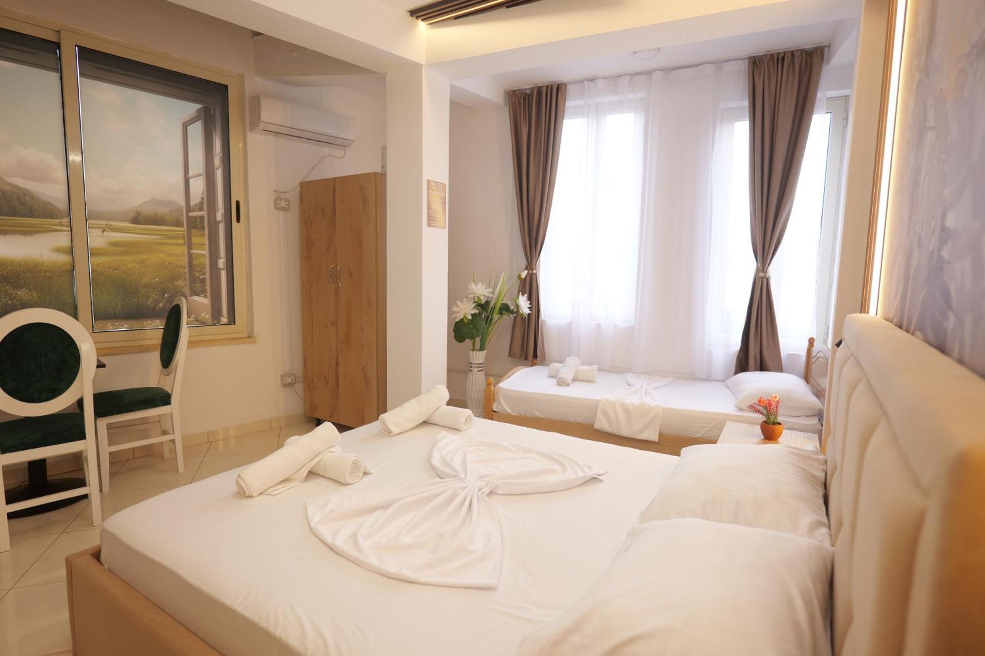 Golden Sleep Hostel Шкодер Экстерьер фото