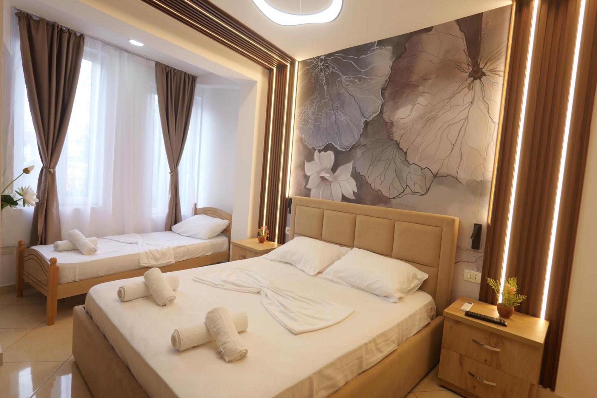 Golden Sleep Hostel Шкодер Экстерьер фото