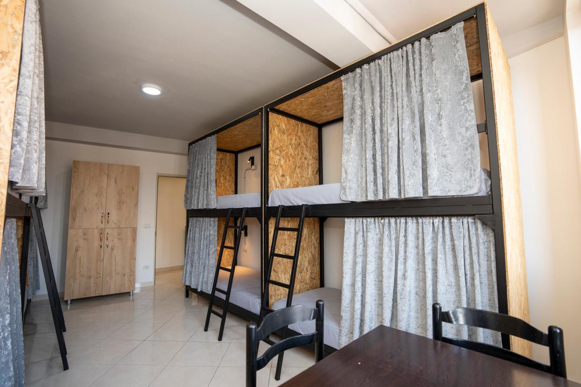 Golden Sleep Hostel Шкодер Экстерьер фото
